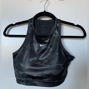 Nike Women’s Medium Black/Silver Sports Bra